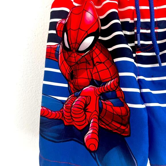 Spiderman swim shorts Sz 3t in mint condition marvel pool beach vacation - Picture 6 of 6